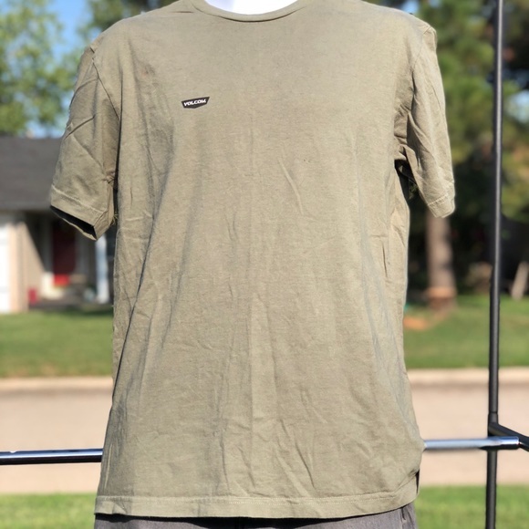 Volcom Other - Men’s army green Volcom t shirt. Volcom Other - Men’s army green Volcom t shirt.